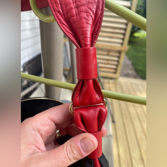 Kate Spade New York Small Gabi Nylon Black Red Top Zip Shoulder Purse - Picture 8 of 13